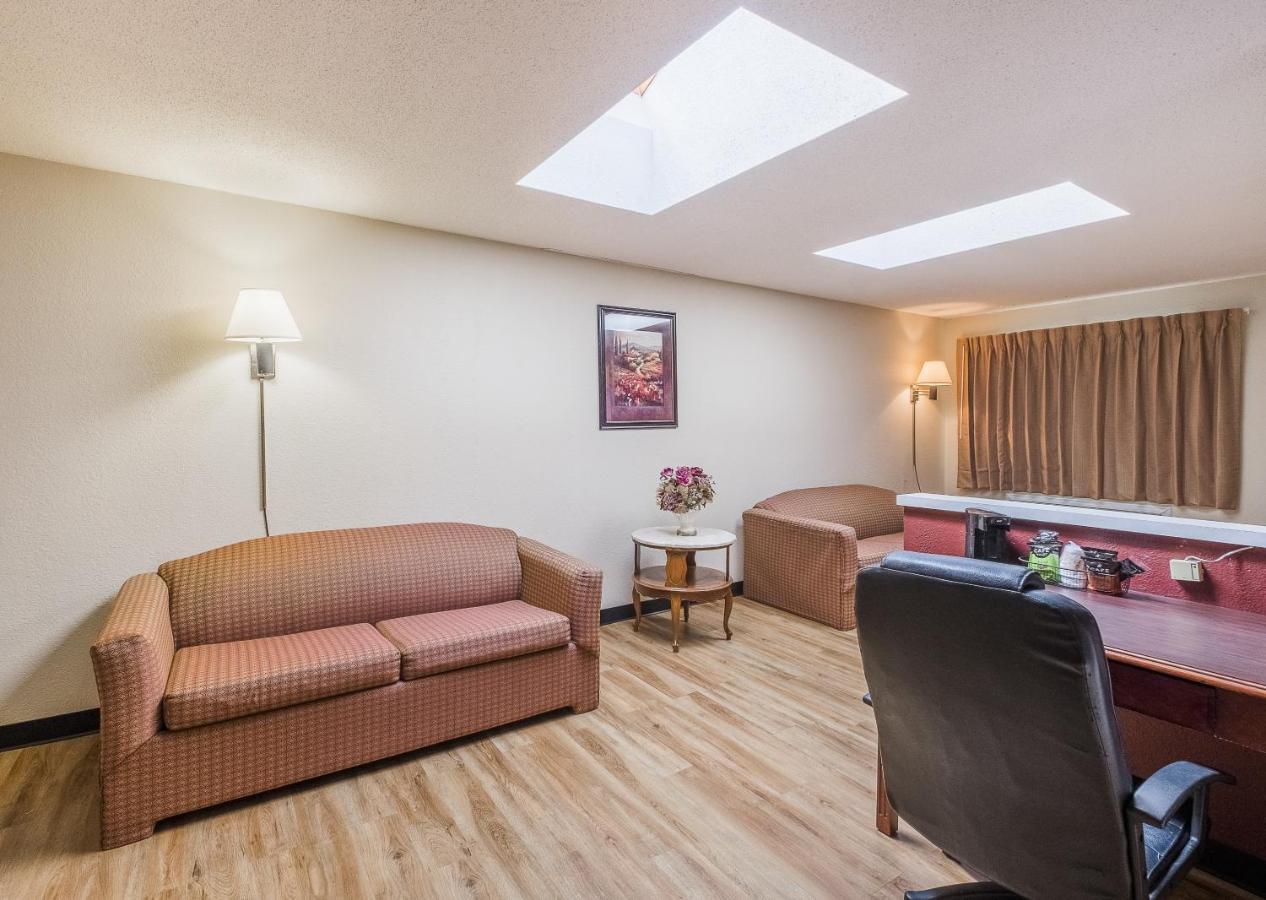Red Roof Inn Hartford - ורנון מראה חיצוני תמונה